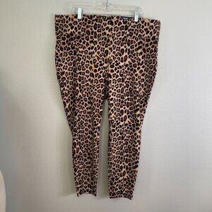 NEW Torrid Plus 3X Pixie Pant Slim Fix High Rise Pull‎ On Super Skinny Leopard